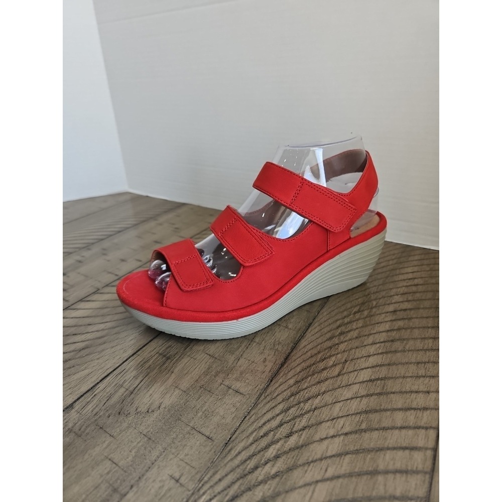 Clarks Soft Cushion Sandals 7.5 Reddly Juno Wedge Nubuck Leather Coastal Preppy